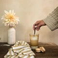 Ekologinen kalkkimaali Latte lamminbeigella savylla Kalklitirilta